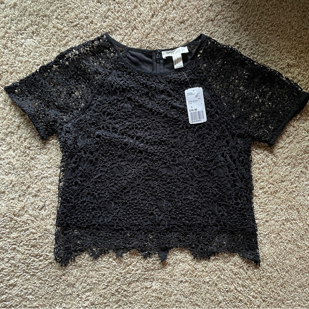 Forever 21 Floral Lace black crop top